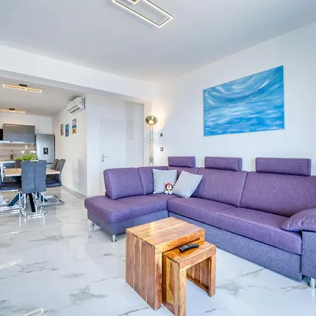 Emily By Interhome Apartment *