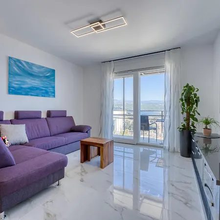 Emily By Interhome * Opatija