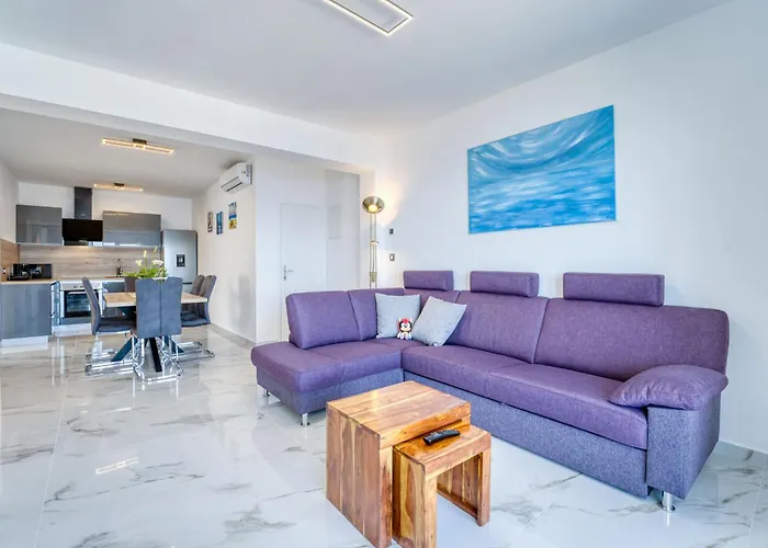 Emily By Interhome 公寓 *