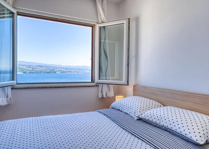 Emily By Interhome 公寓