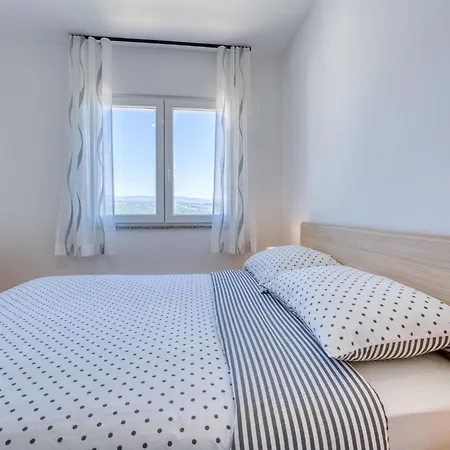 Emily By Interhome Appartamento